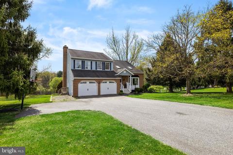 19007 Hunt Pass Ct, Parkton, MD 21120