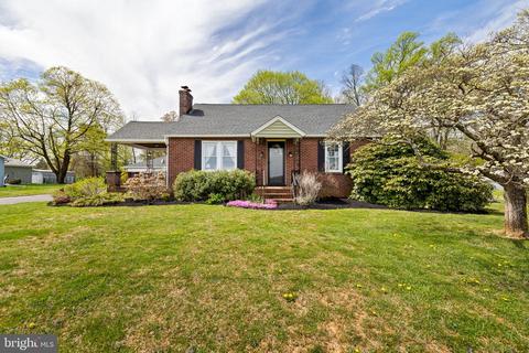 21622 New Freedom Rd, Freeland, MD 21053