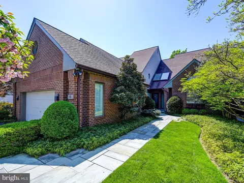 6 Talton Ct #6, Pikesville, MD 21208