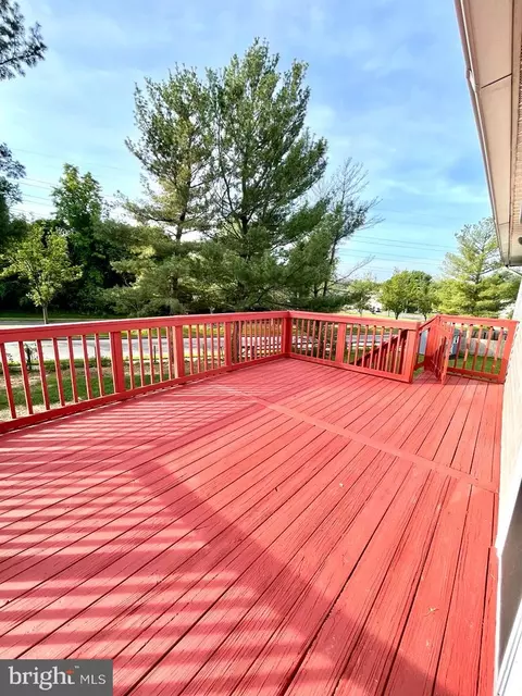 7 Beth Ct, Owings Mills, MD 21117