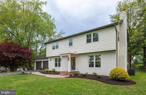 48 Glen Alpine Rd, Phoenix, MD 21131
