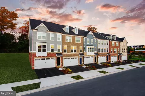 10810 Beckenham St, Middle River, MD 21220