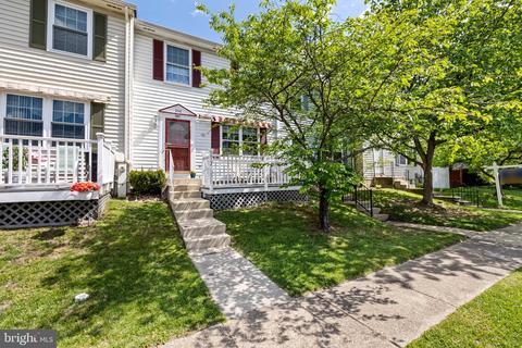 206 Oak Leaf Way, Halethorpe, MD 21227