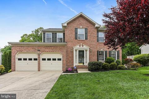 740 White Oaks Ave, Catonsville, MD 21228
