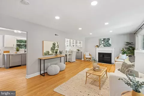 7003 Wardman Rd, Baltimore, MD 21212