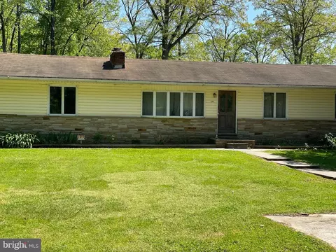 1313 Elsing Rd, Essex, MD 21221 photo 10