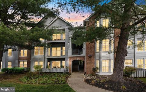 4402 Silverbrook Ln #D204, Owings Mills, MD 21117