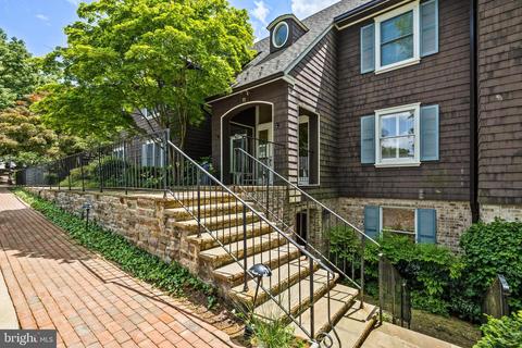 11 Devon Hill Rd #B7, Baltimore, MD 21210