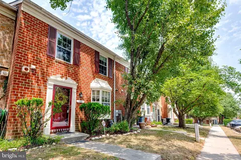 52 Jones Valley Cir, Baltimore, MD 21209