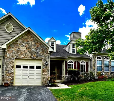 241 Teapot Ct #241, Reisterstown, MD 21136
