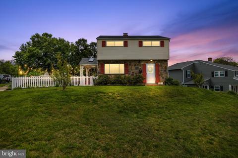1215 Locust Ave, Halethorpe, MD 21227