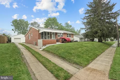 7311 Dooman Rd, Windsor Mill, MD 21244