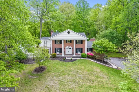 5 Wood Gait Ct, Reisterstown, MD 21136