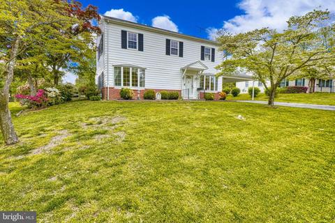 813 Ivydale Ave, Reisterstown, MD 21136