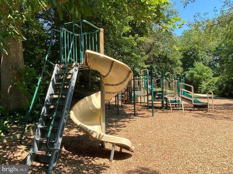 504 Worcester Rd, Towson, MD 21286 photo 14