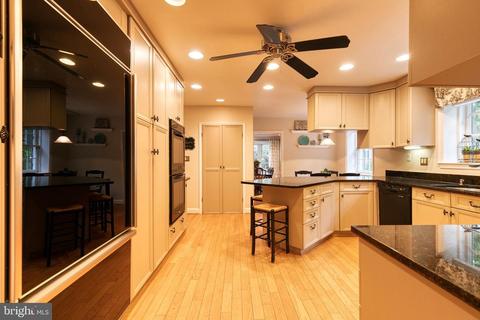 504 Worcester Rd, Towson, MD 21286 photo 32