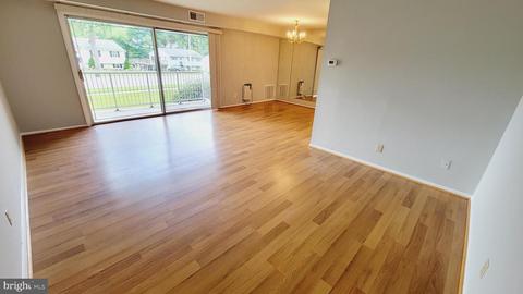 203 Erin Way #104, Reisterstown, MD 21136