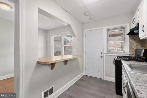 2117 Redthorn Rd, Middle River, MD 21220 photo 6