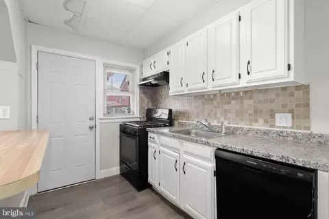 2117 Redthorn Rd, Middle River, MD 21220 photo 5