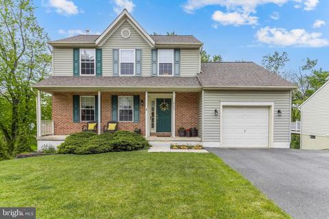 2105 Tall Pines Ct, Catonsville, MD 21228