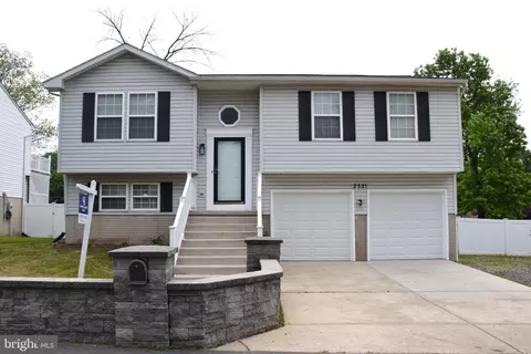 2521 School House Ln, Sparrows Point, MD 21219