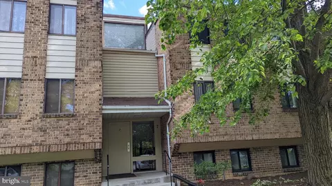 7 Windblown Ct #302, Baltimore, MD 21209