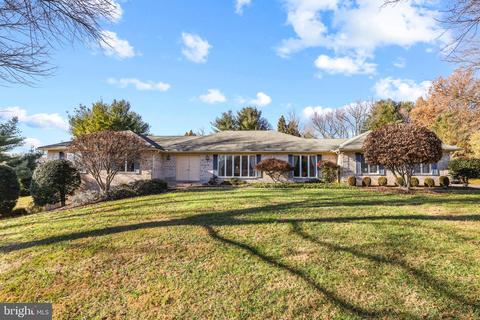 2210 Shaded Brook Dr, Owings Mills, MD 21117