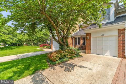 151 River Oaks Cir, Pikesville, MD 21208