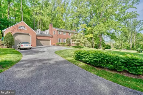 15 Glen Alpine Rd, Phoenix, MD 21131
