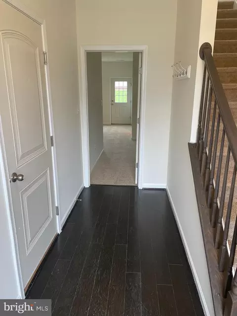 977 Morgan Run Rd, Middle River, MD 21220 photo 3
