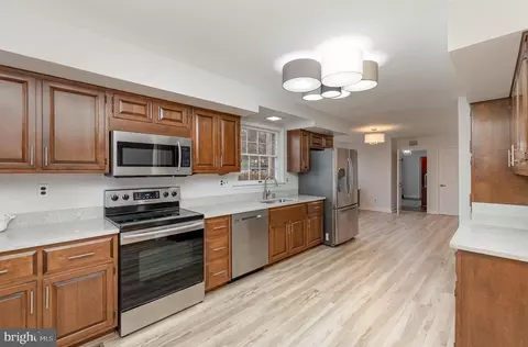 13711 Killarney Ct, Phoenix, MD 21131 photo 16
