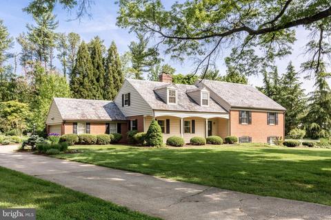 2212 Boxmere Rd, Lutherville Timonium, MD 21093