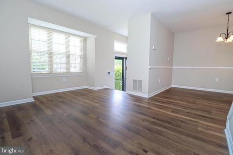 2124 Cedar Barn Way, Windsor Mill, MD 21244 photo 5