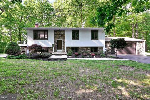 2303 Knox Ave, Reisterstown, MD 21136