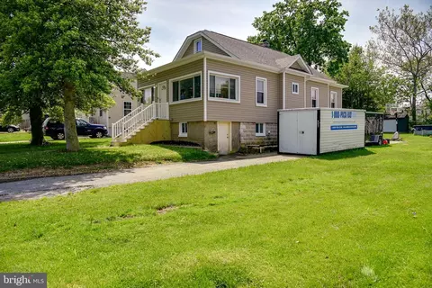 9610 Dixon Ave, Parkville, MD 21234