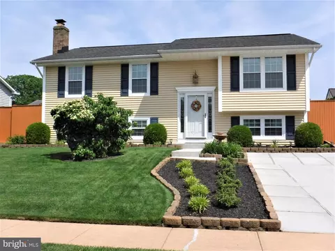 417 John Ave, Essex, MD 21221