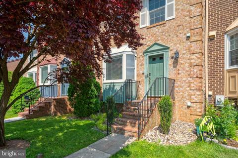 6 Silversage Ct, Cockeysville, MD 21030