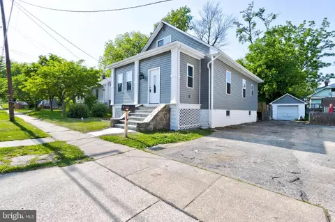 124 3rd Ave, Halethorpe, MD 21227