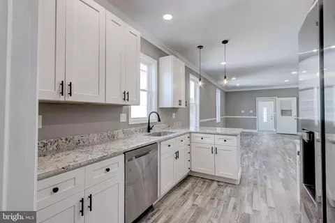 124 3rd Ave, Halethorpe, MD 21227 photo 13