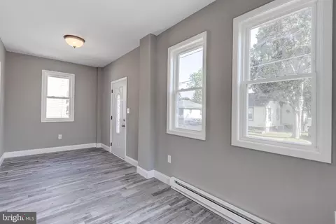 124 3rd Ave, Halethorpe, MD 21227 photo 3