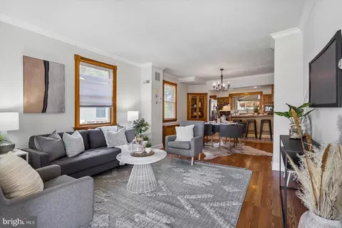 351 Upperlanding Rd, Essex, MD 21221