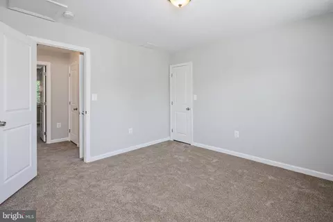 299 Lavern Ave, Halethorpe, MD 21227 photo 22