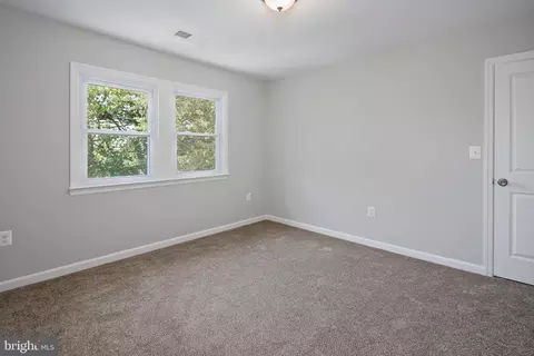 299 Lavern Ave, Halethorpe, MD 21227 photo 23