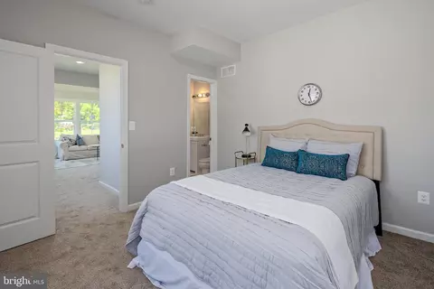 299 Lavern Ave, Halethorpe, MD 21227 photo 16