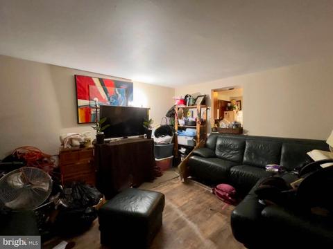 6 Bykes Ct, Baltimore, MD 21206 photo 4