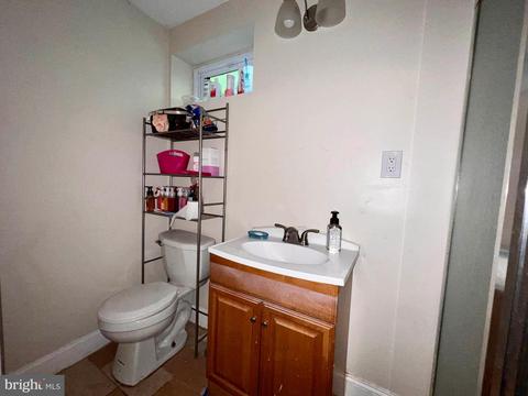 10 Bykes Ct, Baltimore, MD 21206 photo 11