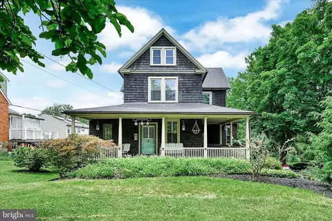 219 Church Ln, Pikesville, MD 21208
