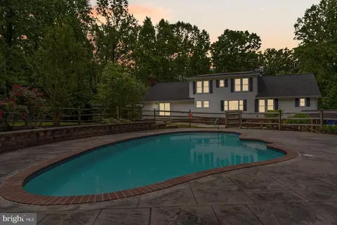 4406 Dulaney Ct, Glen Arm, MD 21057