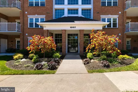 12107 Tullamore Ct #302, Lutherville Timonium, MD 21093