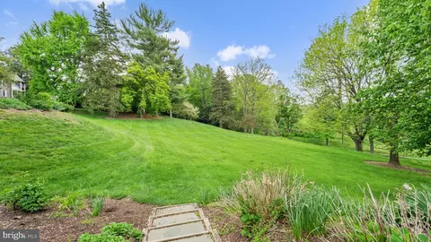 13 Devon Hill Rd #C2, Baltimore, MD 21210 photo 27